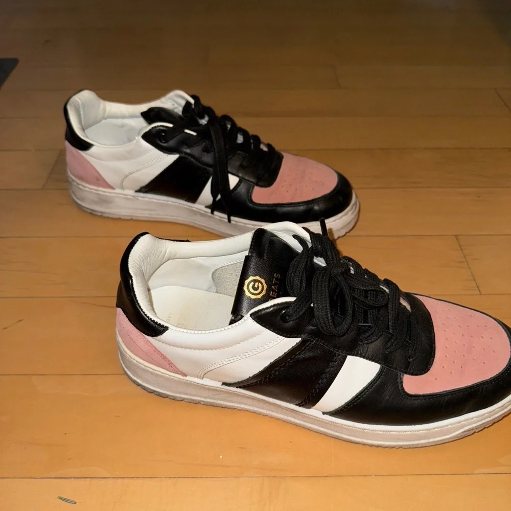 Men’s Sneakers